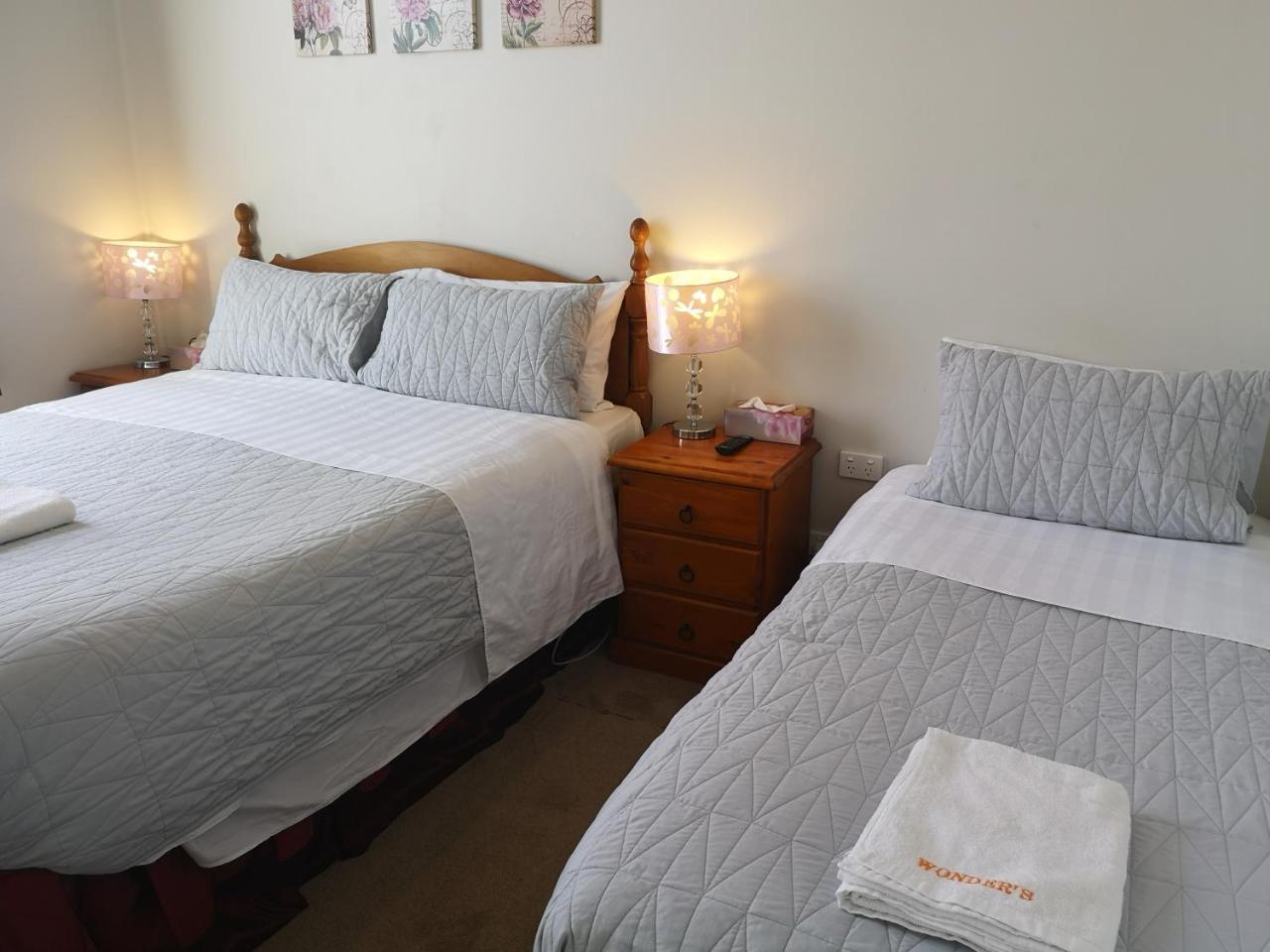 Golden Cross Hotel Waihi Extérieur photo